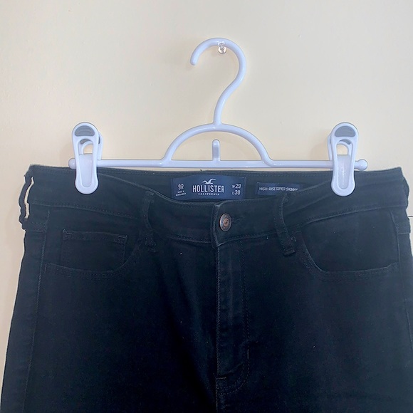 Hollister high-rise super skinny jeans - Picture 1 of 4
